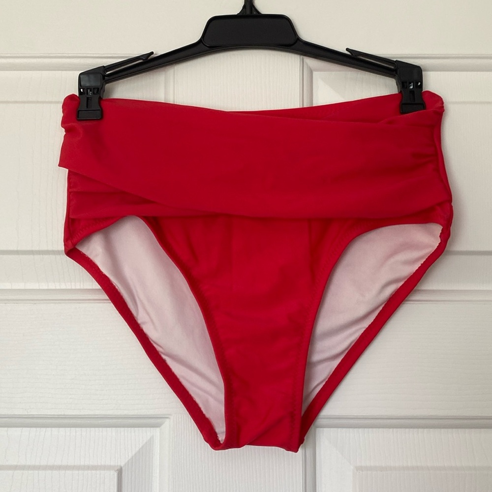 Old Navy bikini bottoms, size small